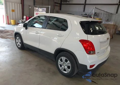 2017 Chevrolet Trax Ls z USA, uszkodzony, nr VIN 3GNCJKSB0HL238005